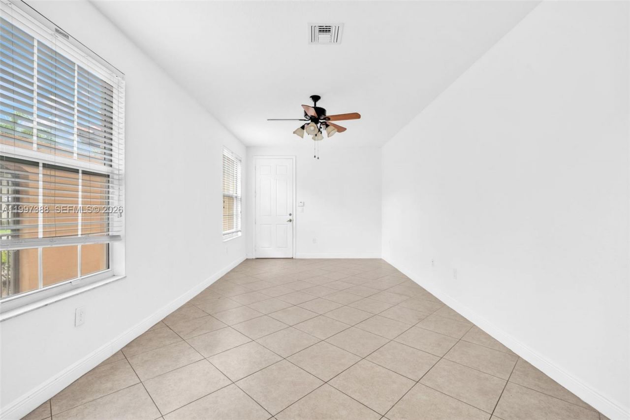 1148 SW 147th Ave, Pembroke Pines, FL 33027 Photo