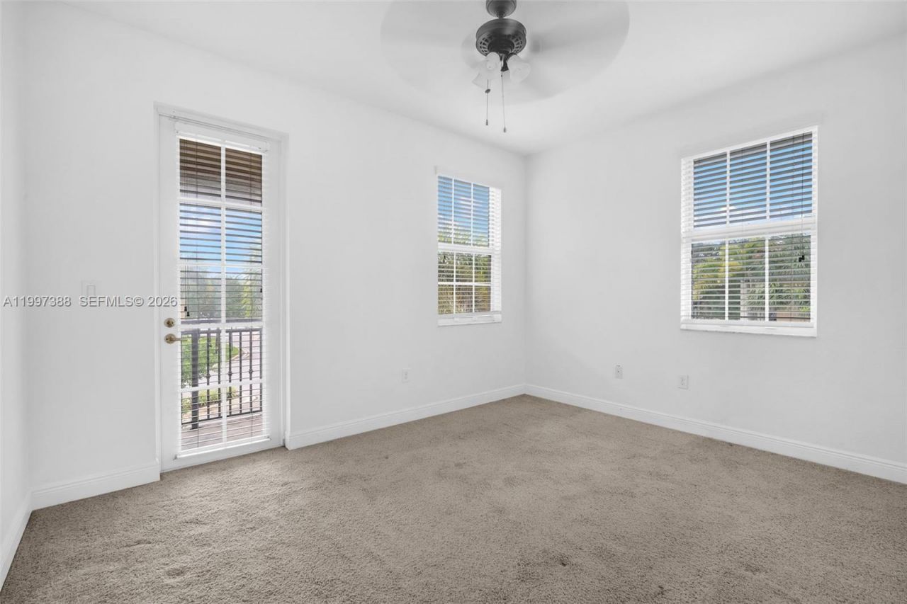 1148 SW 147th Ave, Pembroke Pines, FL 33027 Photo