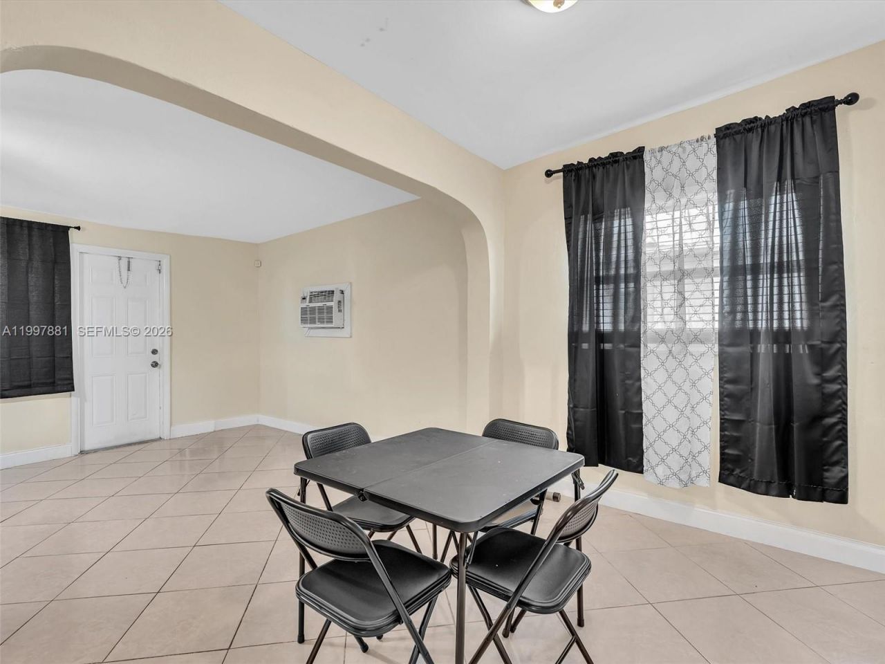535 NW 29th Ter, Fort Lauderdale, FL 33311 Photo
