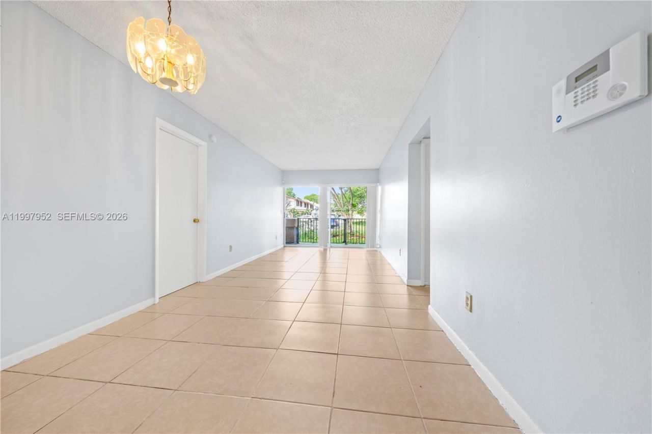 400 NE 18th Ave , Unit 104, Homestead, FL 33033 Photo