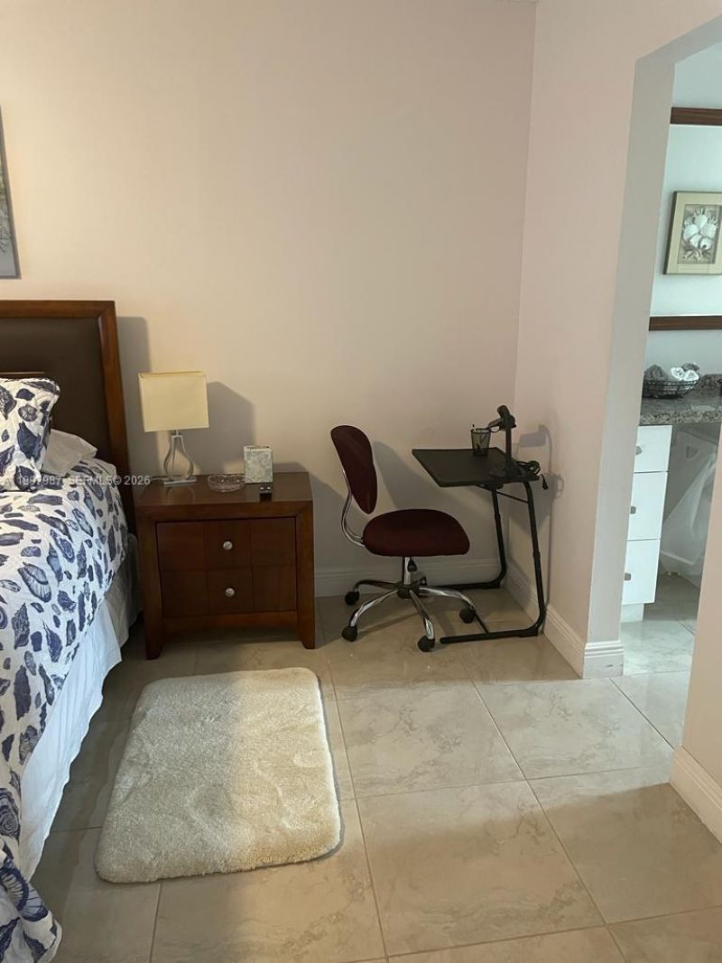 1541 S Ocean Blvd, Unit 318, Lauderdale by the Sea, FL 33062 Photo
