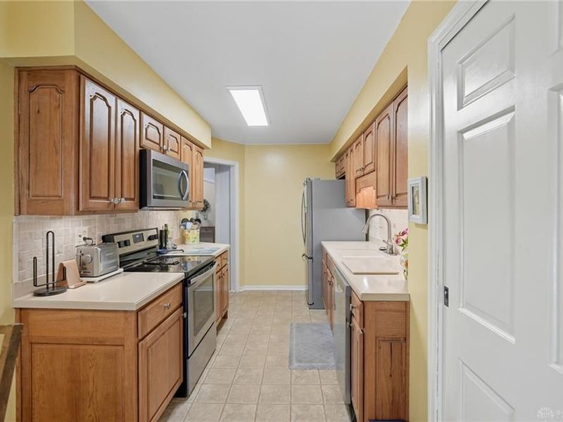 40 Nicholson Court, Dayton, OH 45459 Photo 11