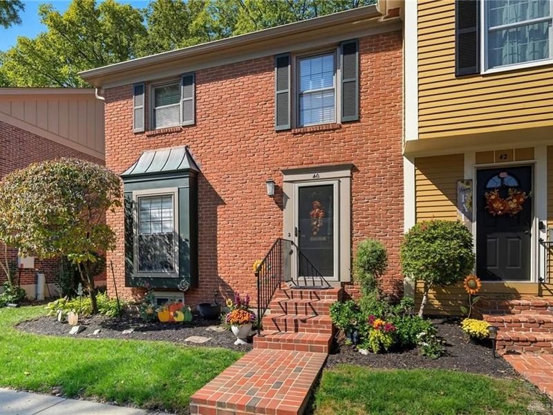 40 Nicholson Court, Dayton, OH 45459 Photo 2