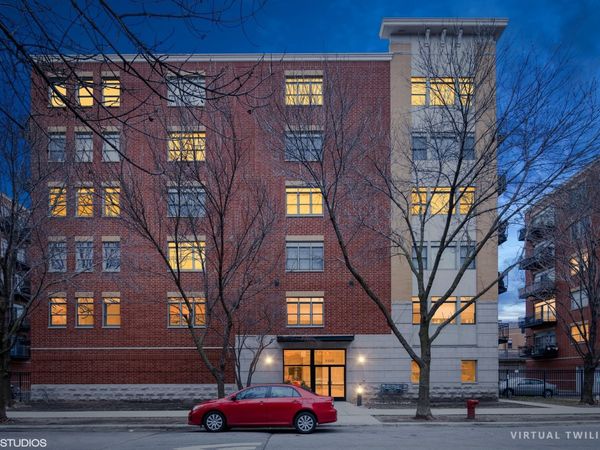 2320 W Saint Paul Avenue , Unit 202, Chicago, IL 60647
