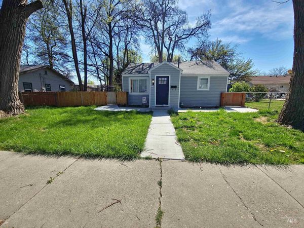 316 S 21st Ave, Nampa, ID 83651
