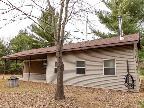 N8604 17th Avenue, Neshkoro, WI 54960