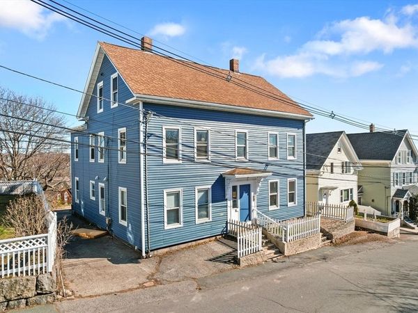 23 Mount Vernon St, Gloucester, MA 01930