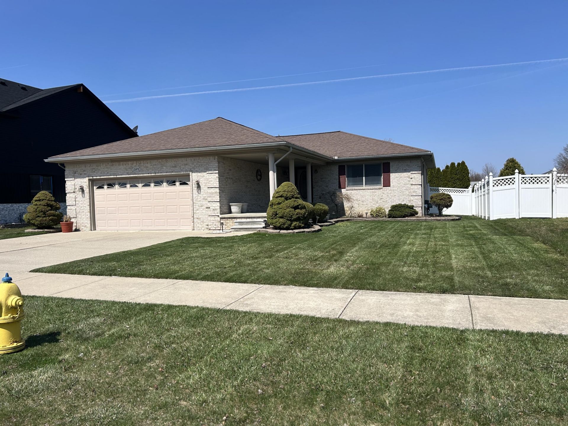 15972 Petros Drive, Rockwood, MI 48173 Main Photo