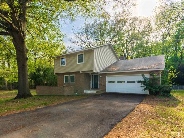 1617 Briarwood Drive, Jonesboro, AR 72401