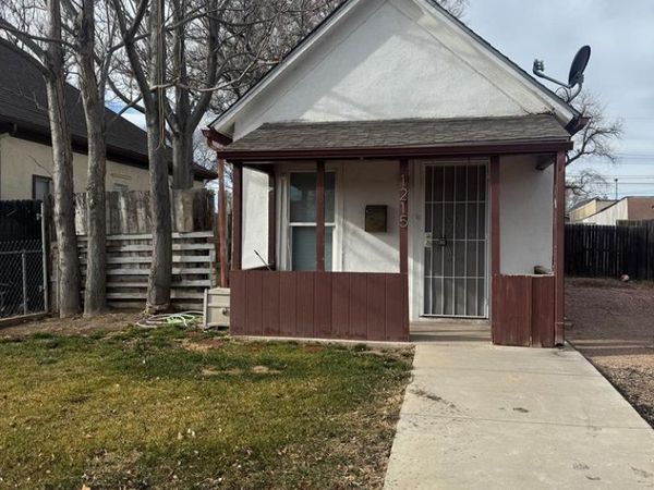 1215 Bragdon Ave, Pueblo, CO 81004