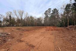 2753b Poinsett Hwy photo 4