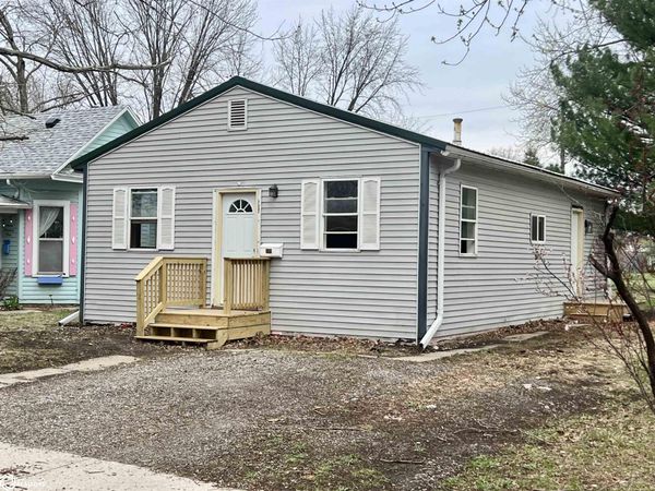 1101 W Spaulding, Fairfield, IA 52556