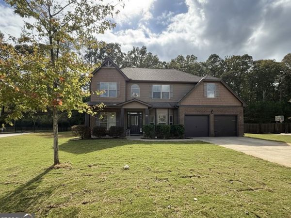 310 Savannah Drive, Senoia, GA 30276