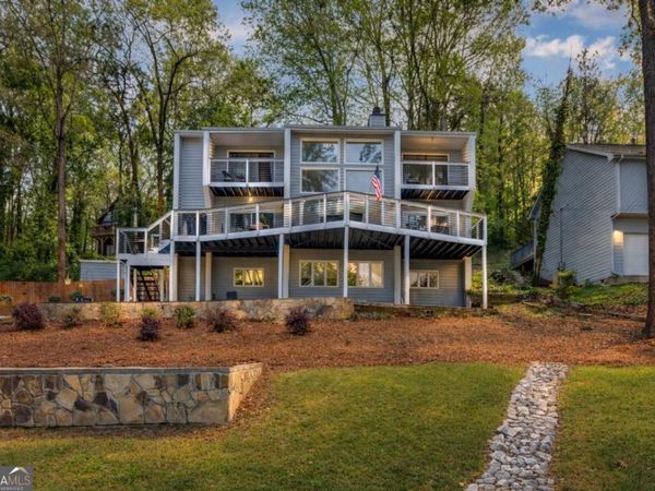 8515 Lake Drive, Snellville, GA 30039