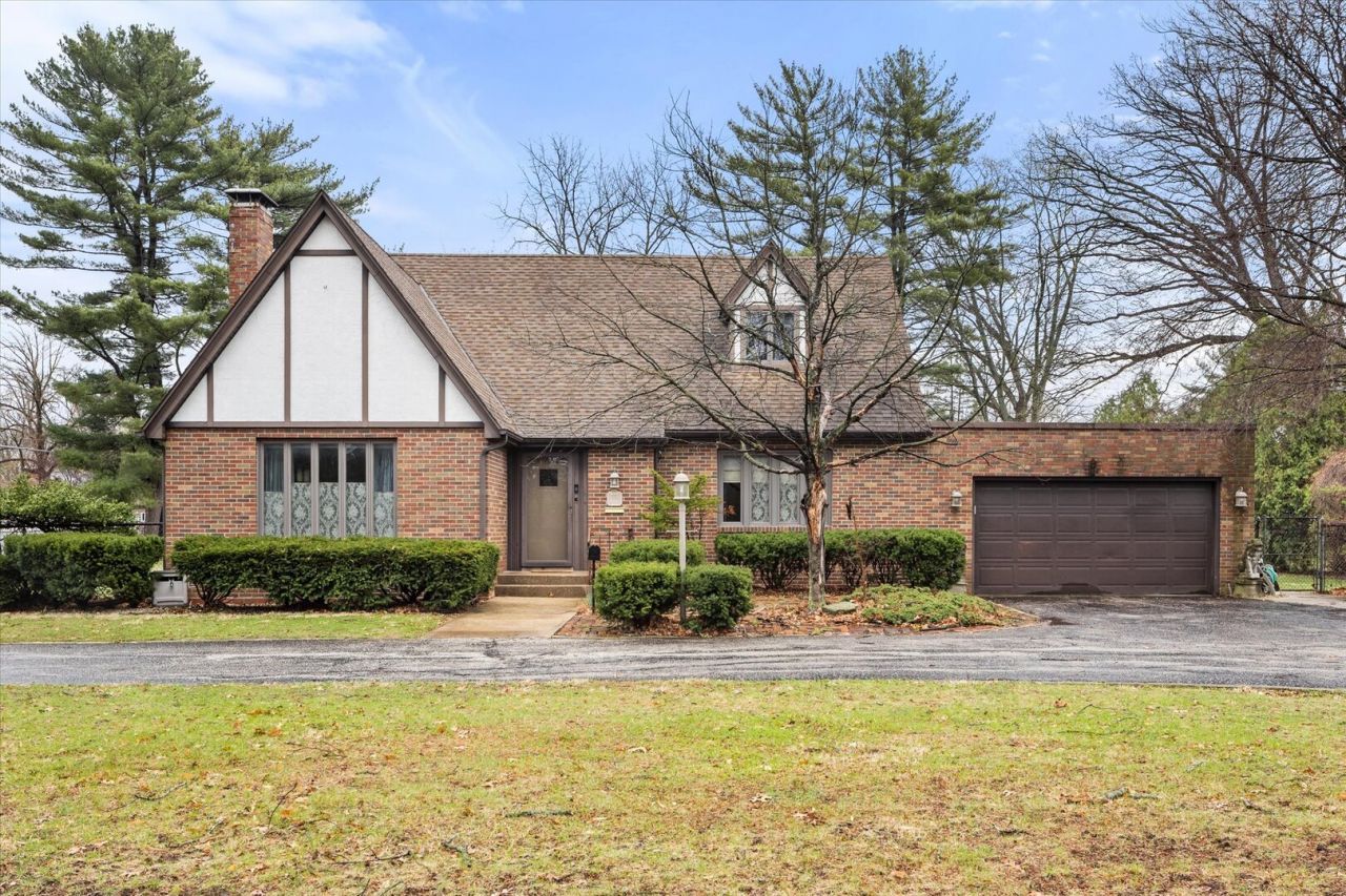 1015 N Lowden Road, Streator, IL 61364