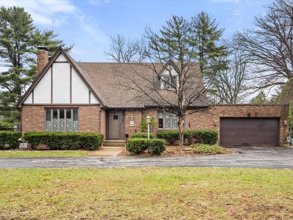 1015 N Lowden Road, Streator, IL 61364