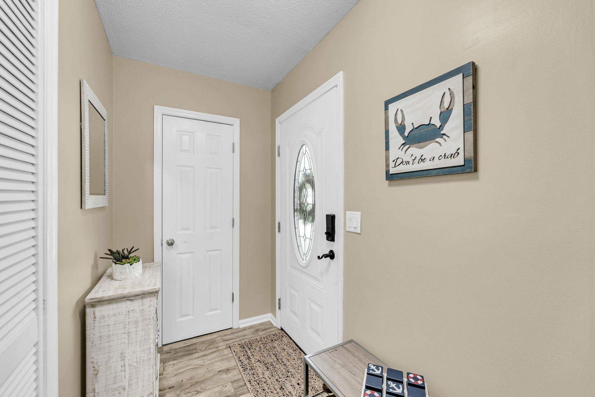 1816 Aylsford Court Photo 14