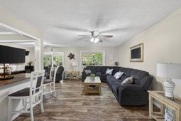 1816 Aylsford Court photo 4