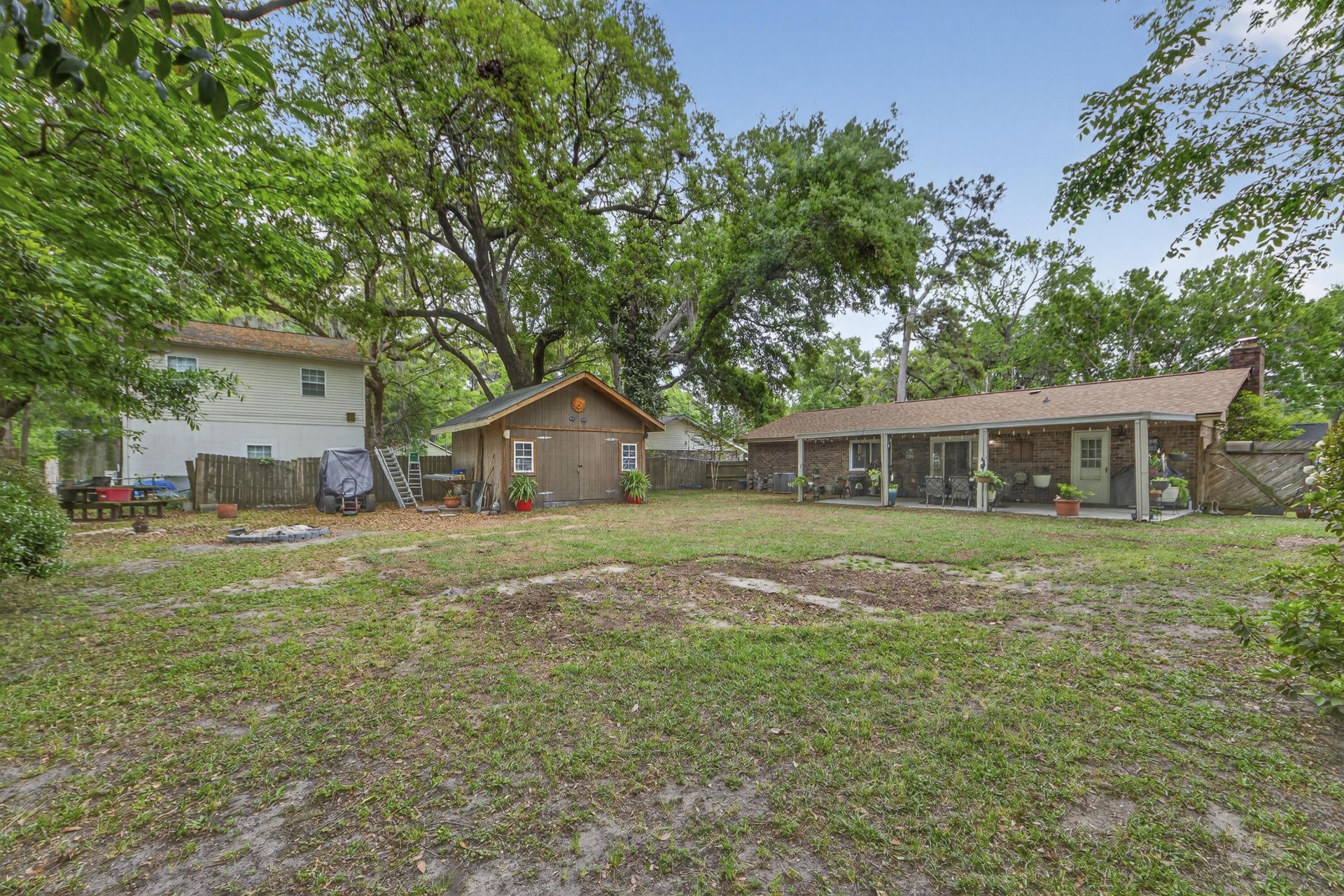 1816 Aylsford Court Photo 22