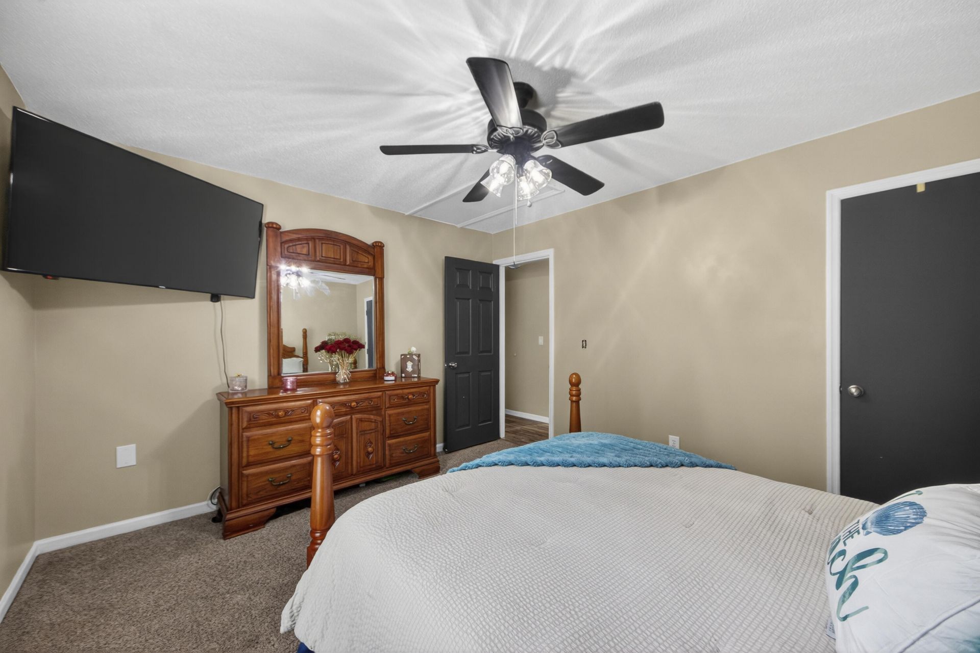 1816 Aylsford Court Photo 28