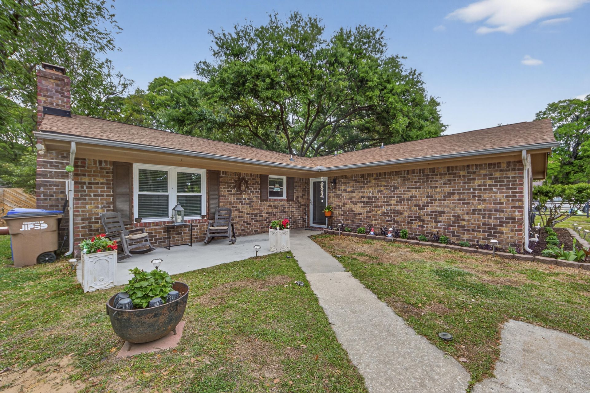 1816 Aylsford Court Photo 34