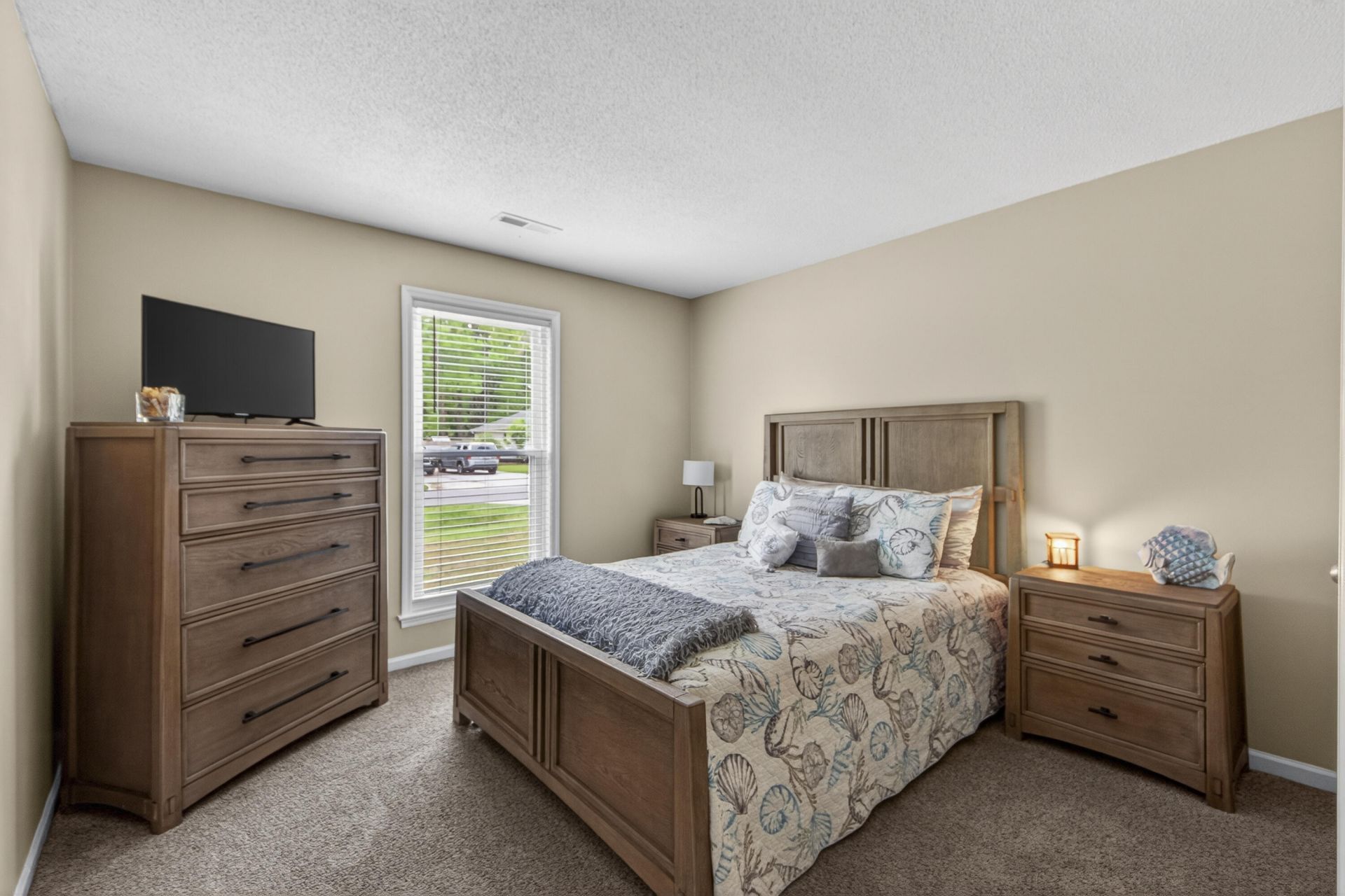 1816 Aylsford Court Photo 38