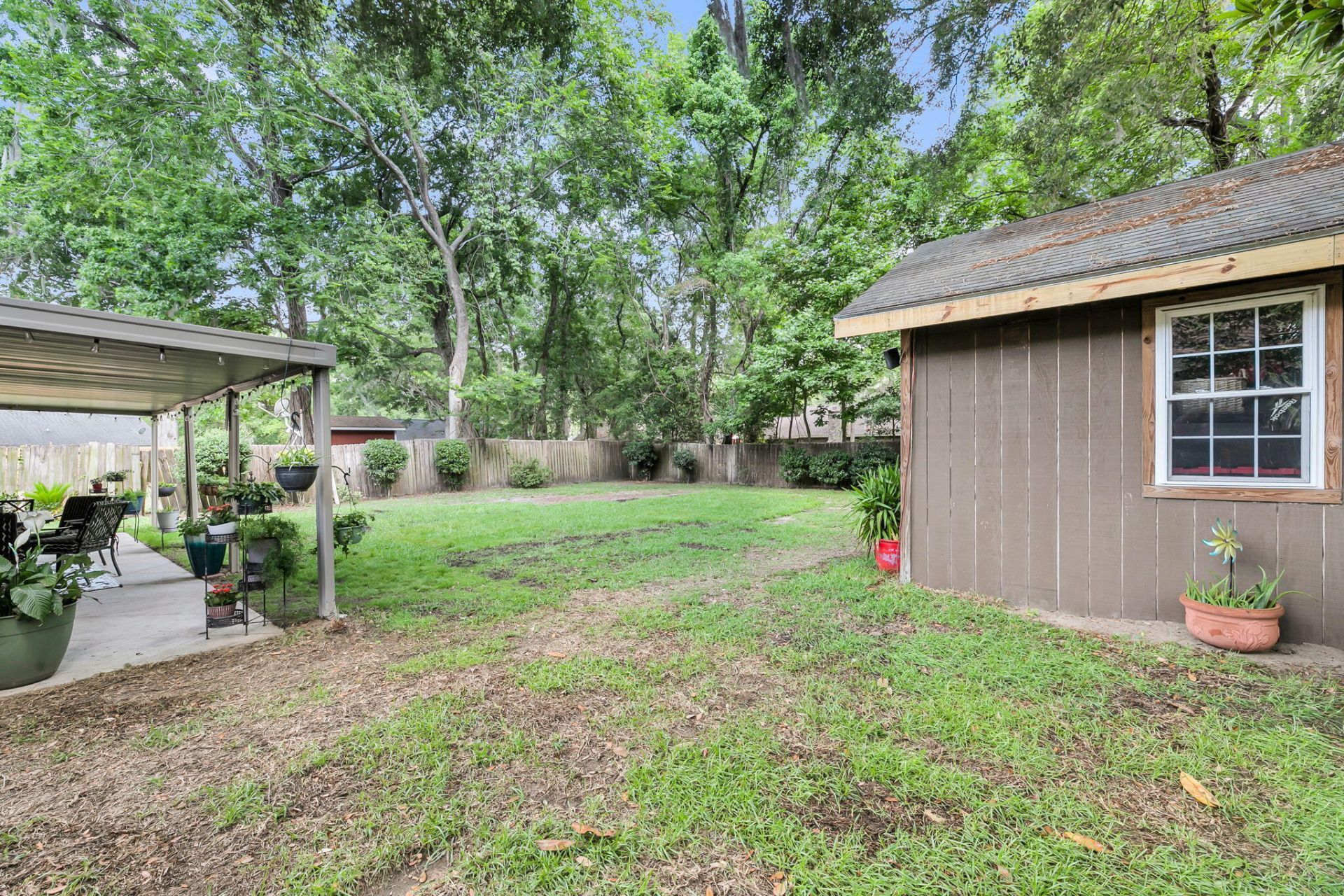 1816 Aylsford Court Photo 39