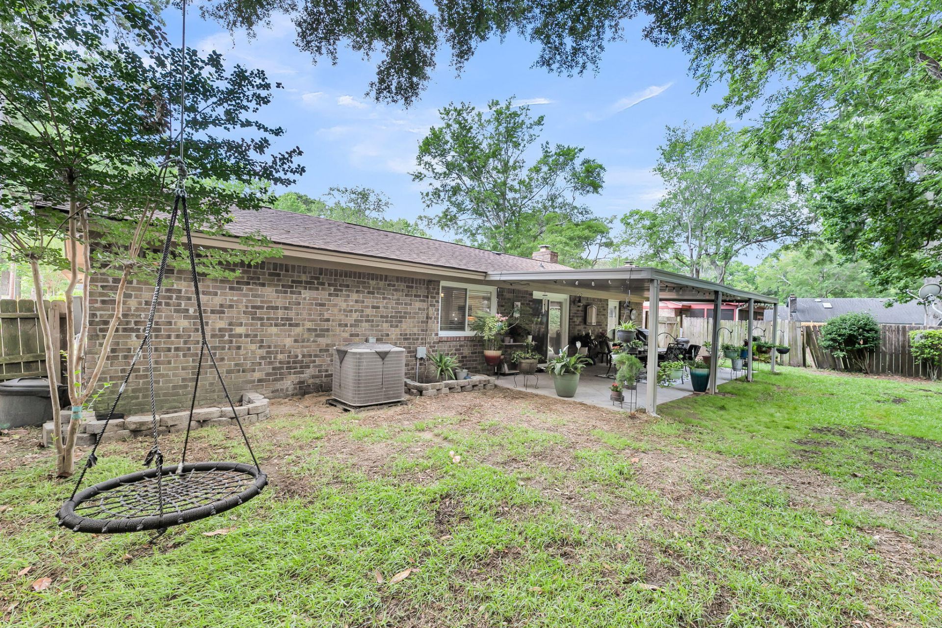 1816 Aylsford Court Photo 40