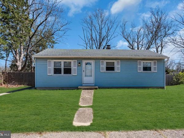 215 SCAMMELL DRIVE, BROWNS MILLS, NJ 08015