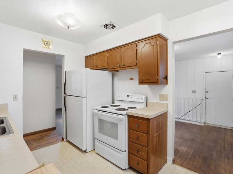 6365 Faircrest Road, Columbus, OH 43229 Photo 11