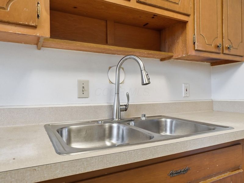 6365 Faircrest Road, Columbus, OH 43229 Photo 13