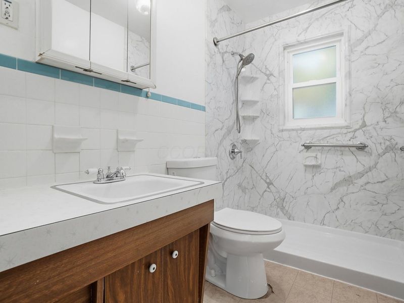 6365 Faircrest Road, Columbus, OH 43229 Photo 16