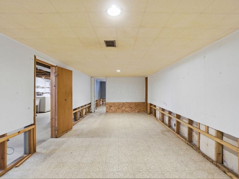 6365 Faircrest Road, Columbus, OH 43229 Photo 22