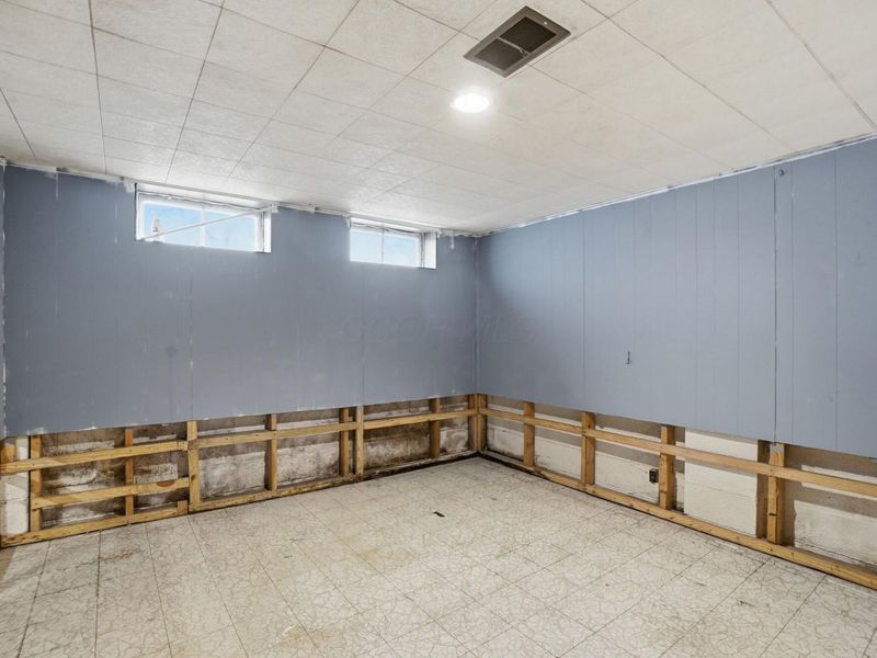 6365 Faircrest Road, Columbus, OH 43229 Photo 24