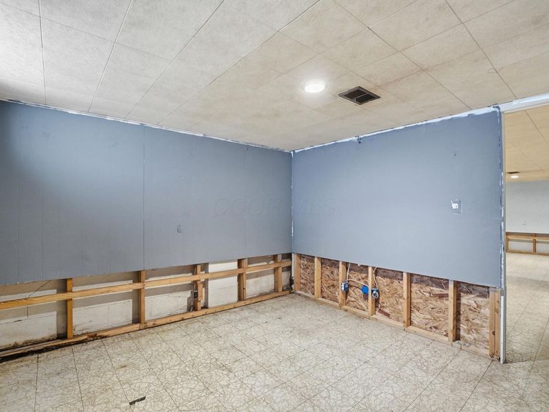 6365 Faircrest Road, Columbus, OH 43229 Photo 25