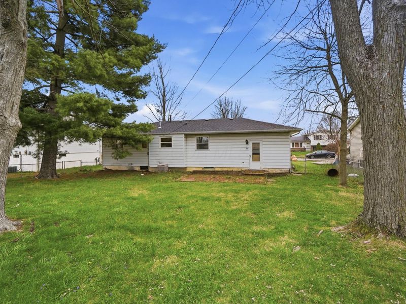 6365 Faircrest Road, Columbus, OH 43229 Photo 32