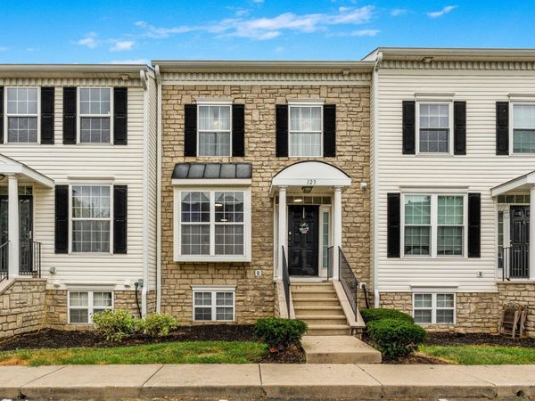 123 Preswicke Mill, Blacklick, OH 43004