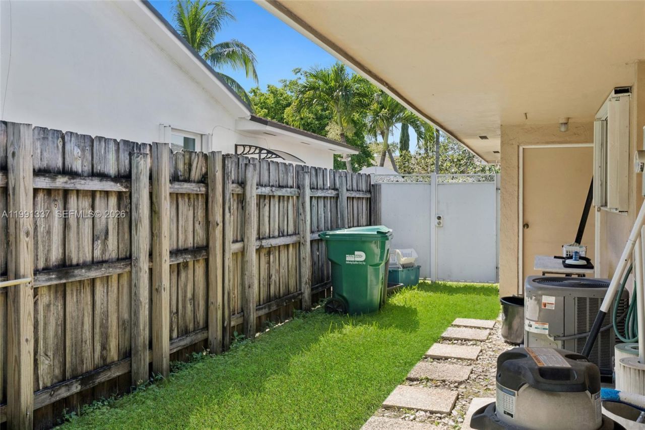 11403 SW 129th Pl, Miami, FL 33186 Photo