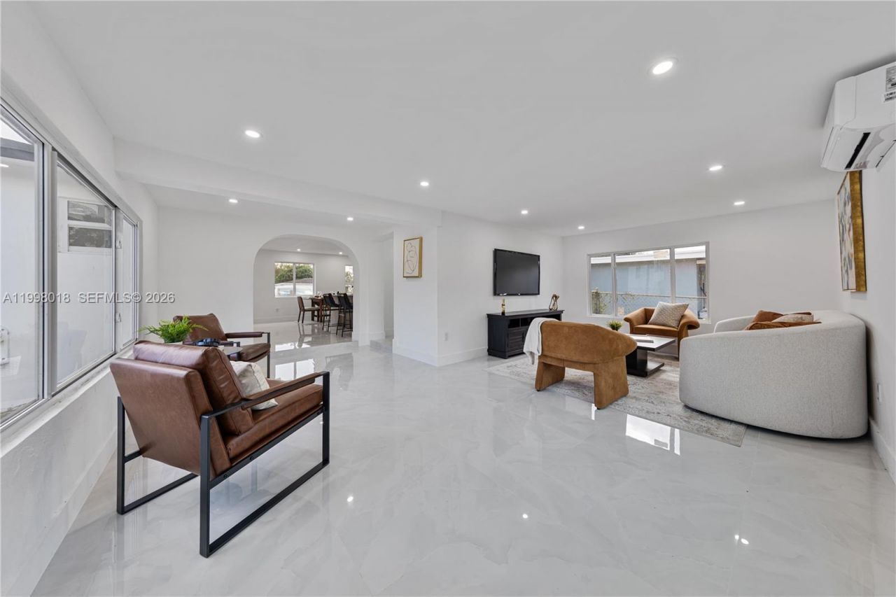 651 NW 9th St , Homestead, FL 33030 Photo