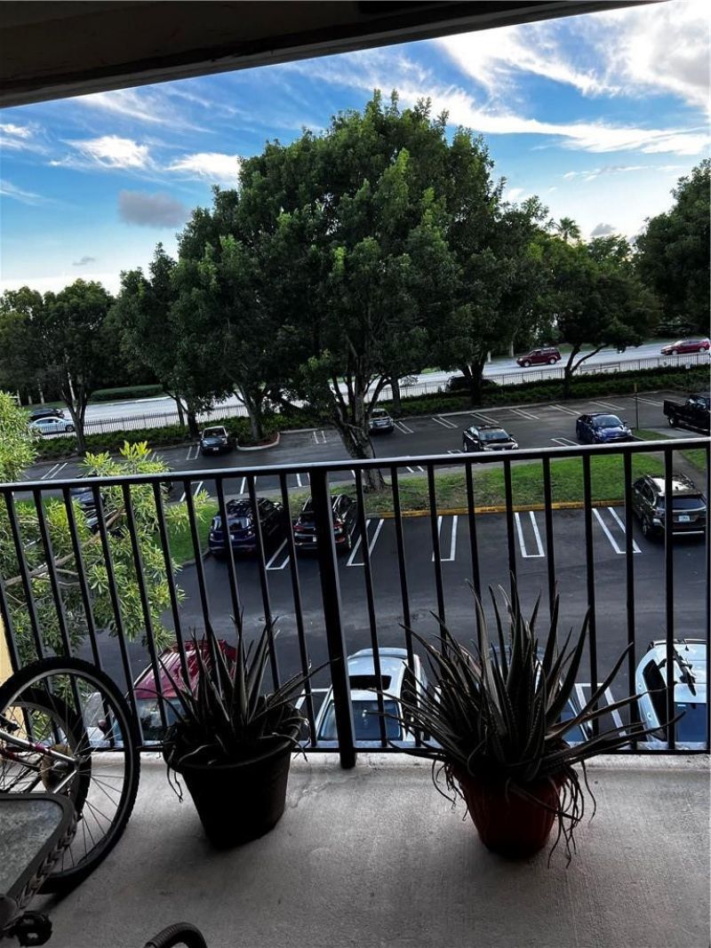 9144 W Atlantic Boulevard, Unit 831, Coral Springs, FL 33071 Photo