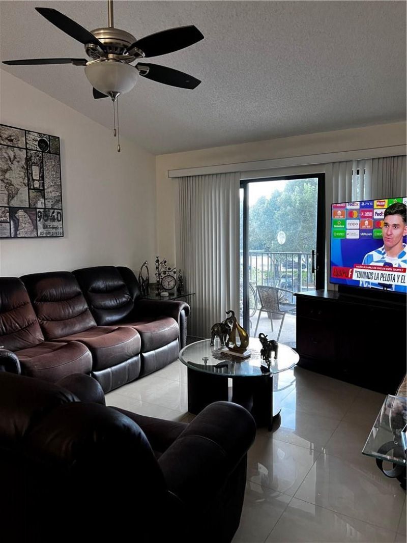 9144 W Atlantic Boulevard, Unit 831, Coral Springs, FL 33071 Photo