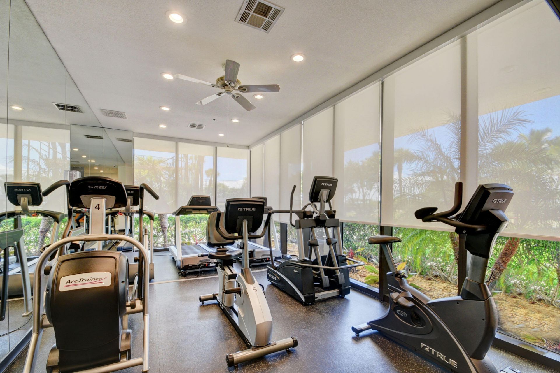 5510 N Ocean Drive, Unit 2c, Singer Island, FL 33404 Photo