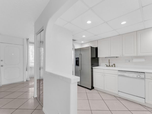 1401 S Federal Highway, Unit 218, Boca Raton, FL 33432