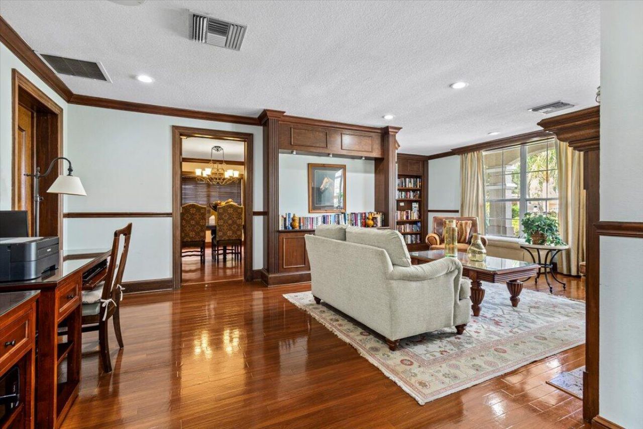 120 SW Peacock Boulevard, Unit 11-101, Port Saint Lucie, FL 34986 Photo