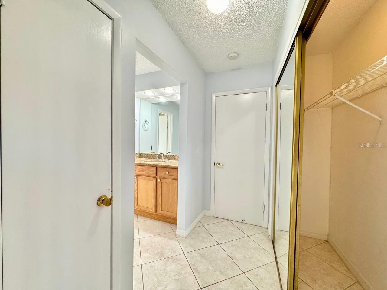 4112 Beach Drive Se, Saint Petersburg, FL 33705 Photo