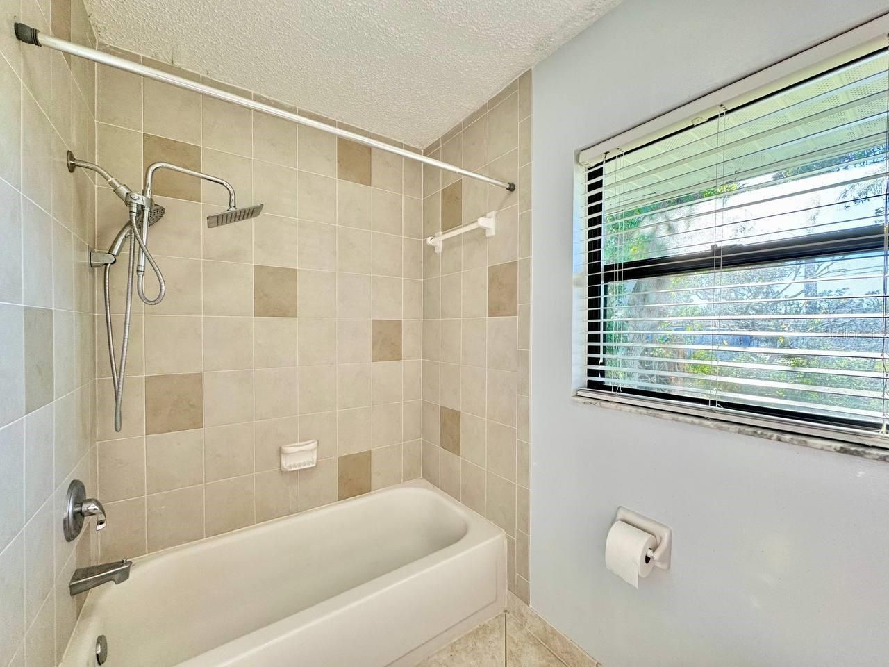 4112 Beach Drive Se, Saint Petersburg, FL 33705 Photo