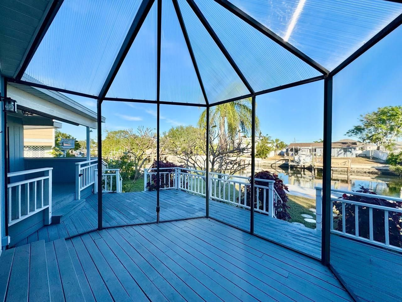 4112 Beach Drive Se, Saint Petersburg, FL 33705 Photo