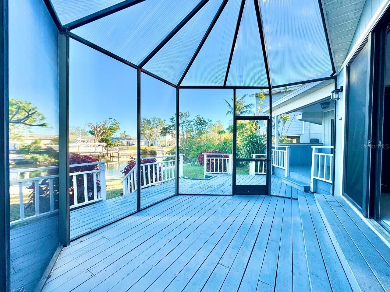 4112 Beach Drive Se, Saint Petersburg, FL 33705 Photo