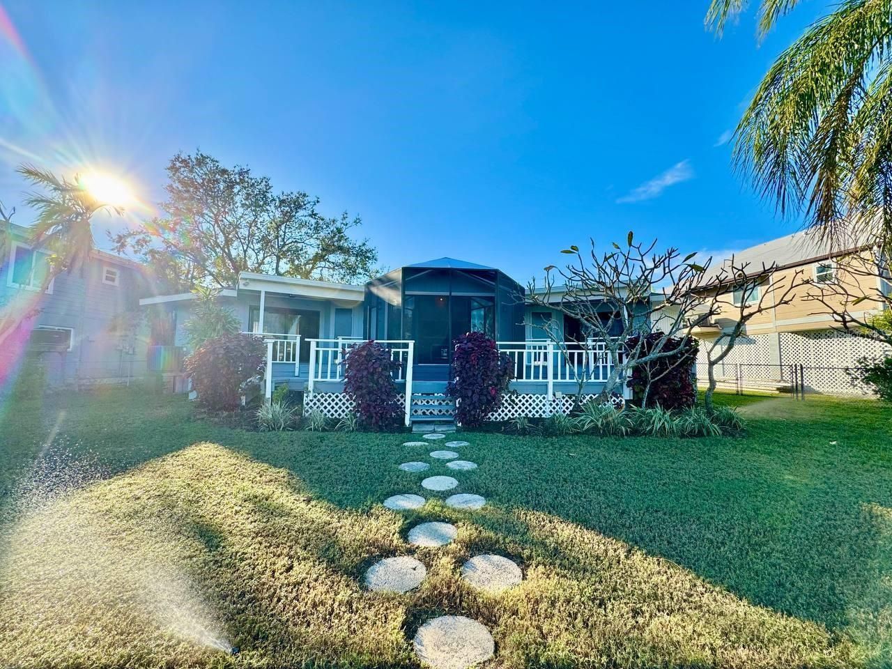 4112 Beach Drive Se, Saint Petersburg, FL 33705 Photo