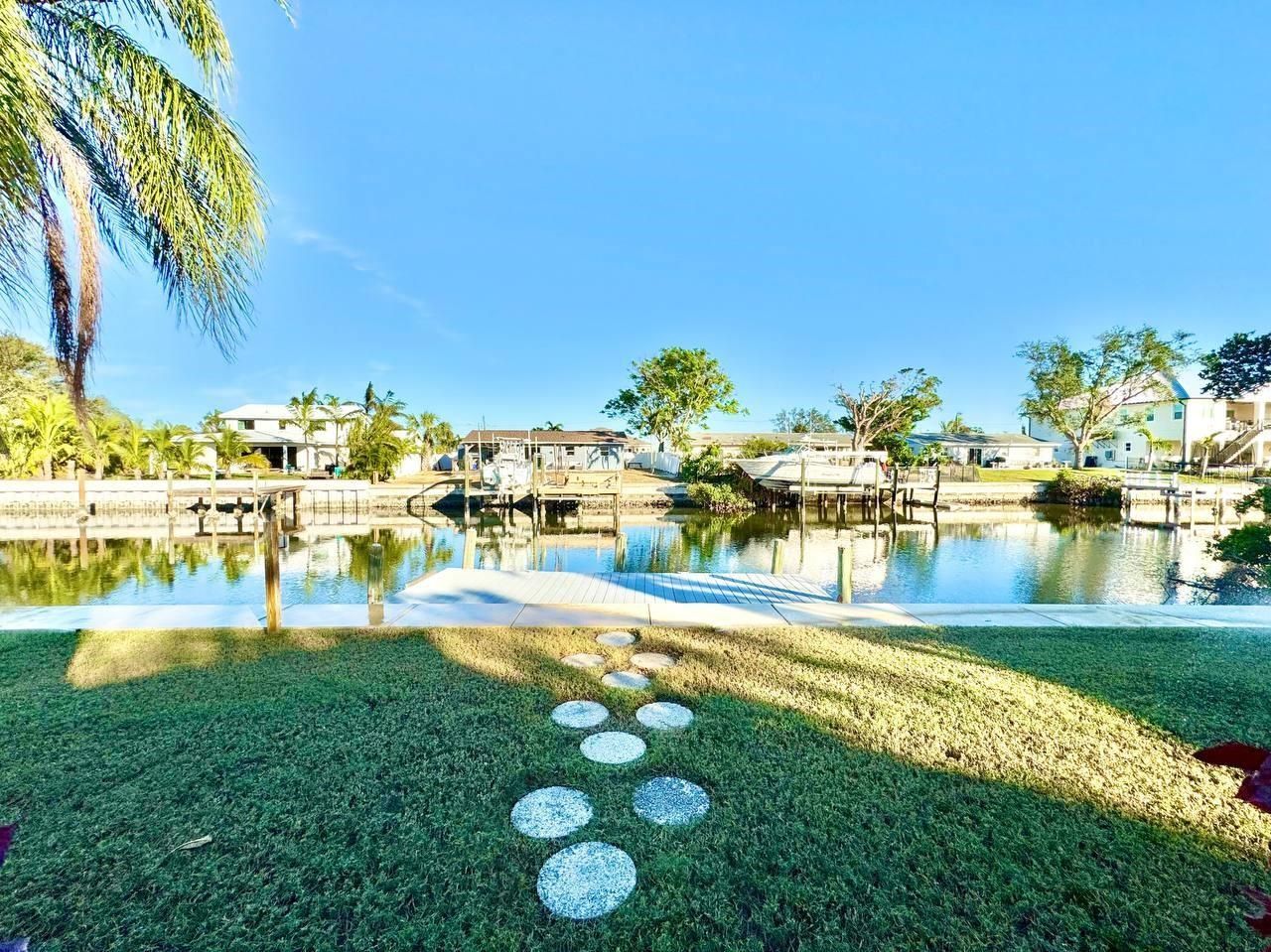 4112 Beach Drive Se, Saint Petersburg, FL 33705 Photo
